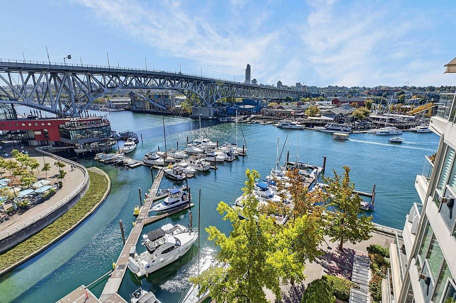 804 1600 Hornby Street Vancouver, BC - 4