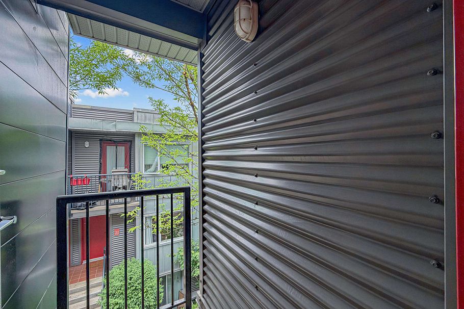 210 670 W 6th Avenue Vancouver, BC - 18