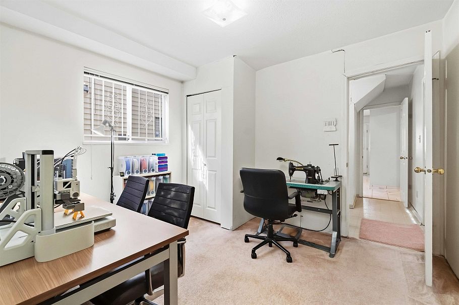 2168 E 27th Avenue Vancouver, BC - 27