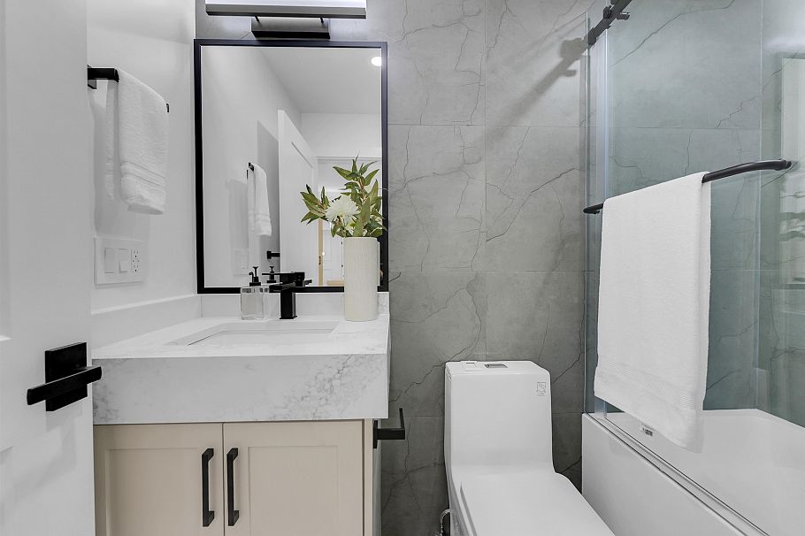 1 2888 E 6th Avenue Vancouver, BC - 15