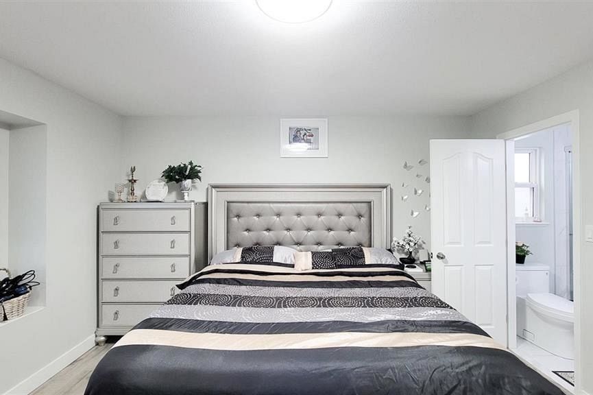 7480 Main Street Vancouver, BC - 10