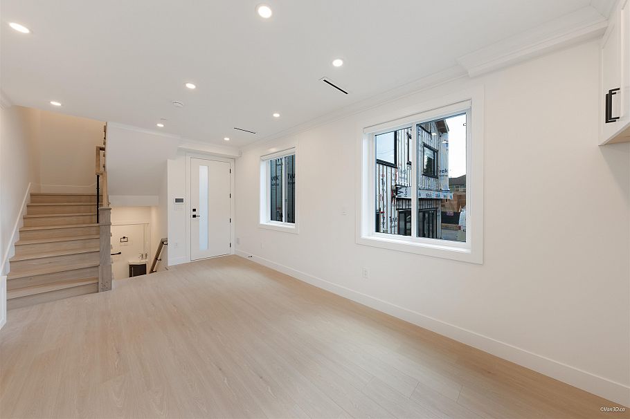 1 5385 Earles Street Vancouver, BC - 6