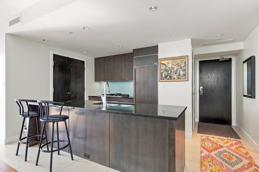 1004 1455 Howe Street Vancouver, BC - 9