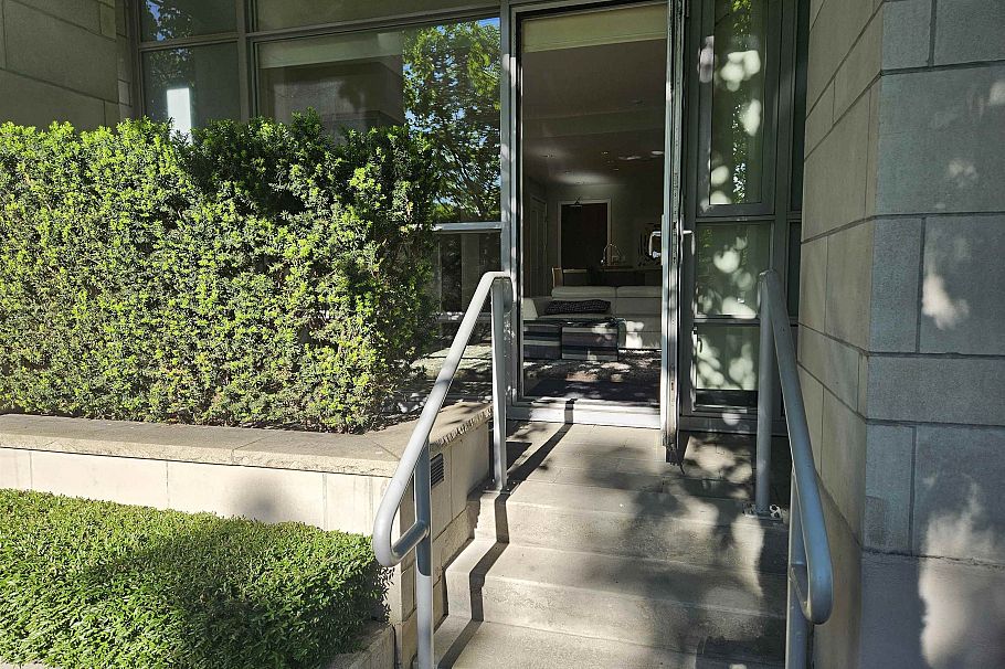 1618 Columbia Street Vancouver, BC - 29