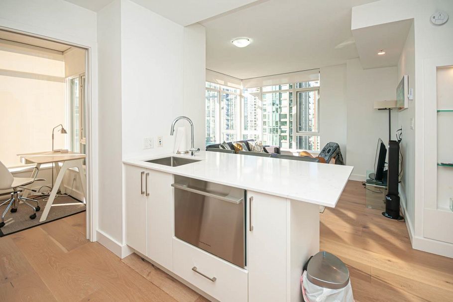 1306 480 ROBSON STREET, Vancouver BC V6B 1S1 Vancouver, BC - 9