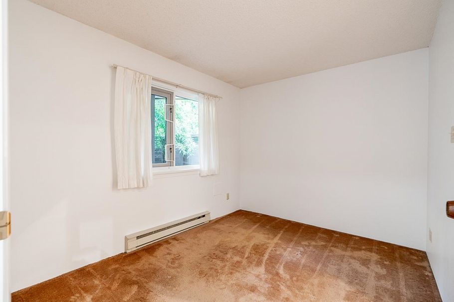 1304 W 7th Avenue Vancouver, BC - 24