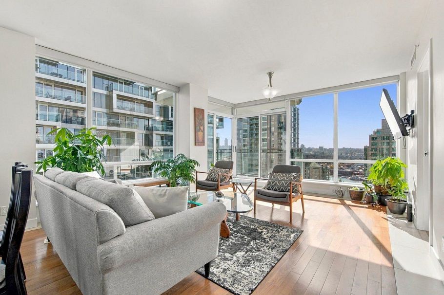 1004 1455 Howe Street Vancouver, BC - 4