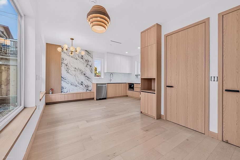 3 1325 E 37th Avenue Vancouver, BC - 6