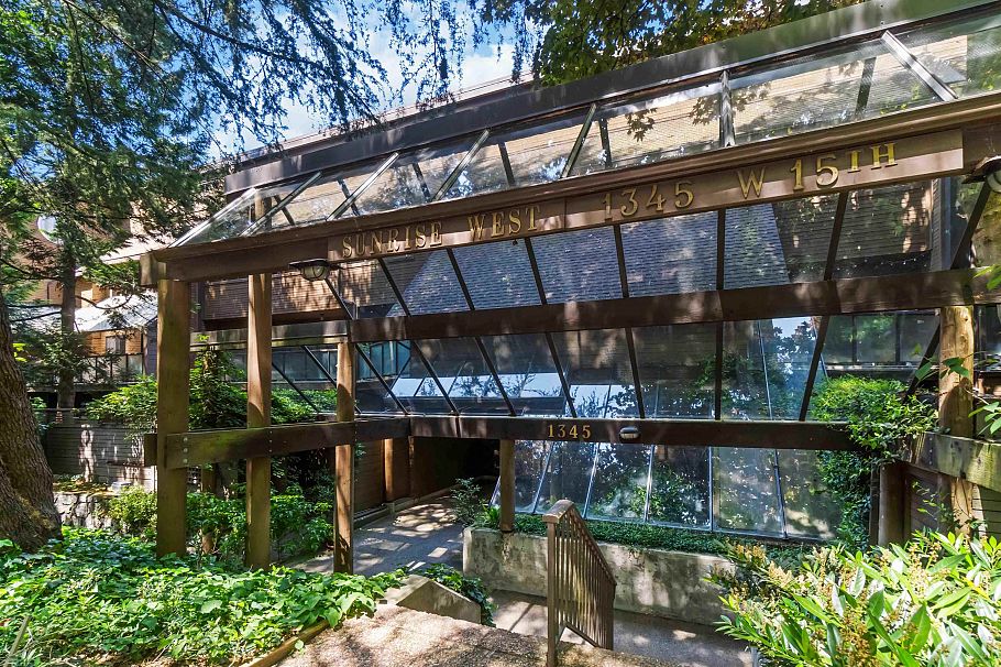 317 1345 W 15th Avenue Vancouver, BC - 2