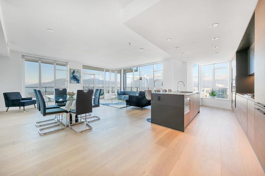 5502 1289 Hornby Street Vancouver, BC - 5