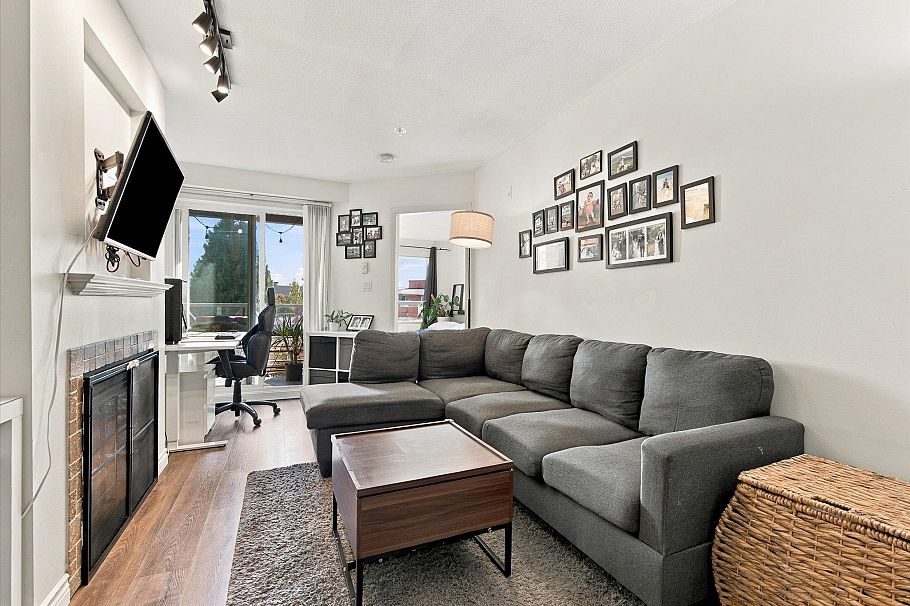 323 760 Kingsway Vancouver, BC - 3