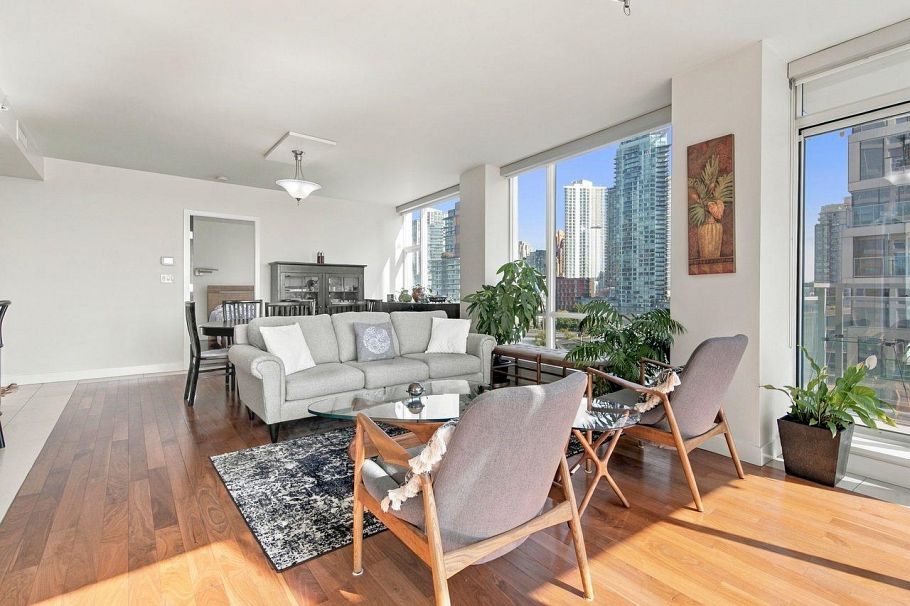 1004 1455 Howe Street Vancouver, BC - 7
