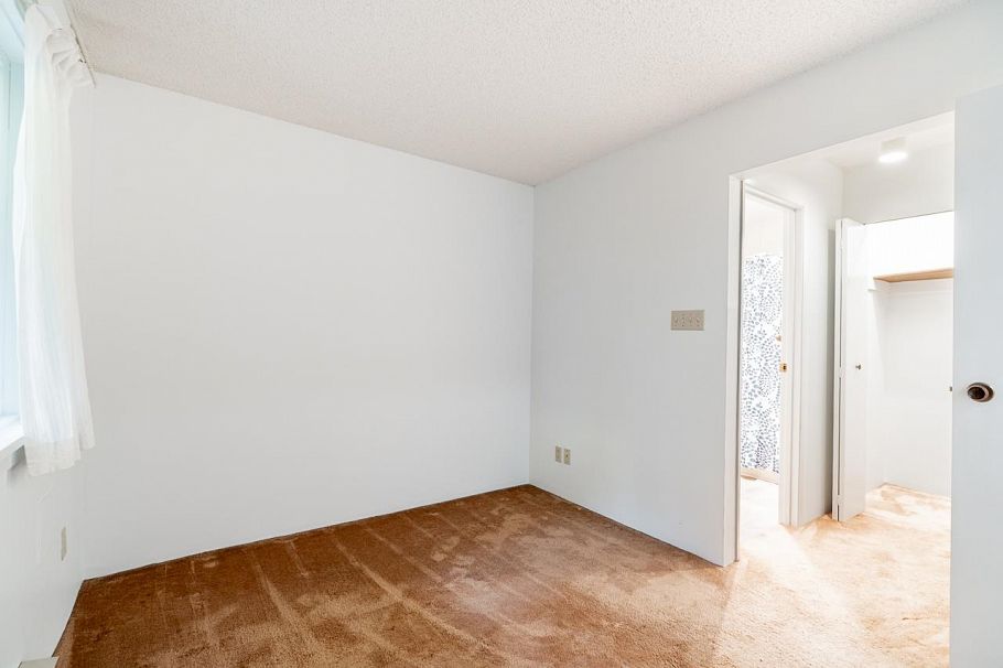 1304 W 7th Avenue Vancouver, BC - 25
