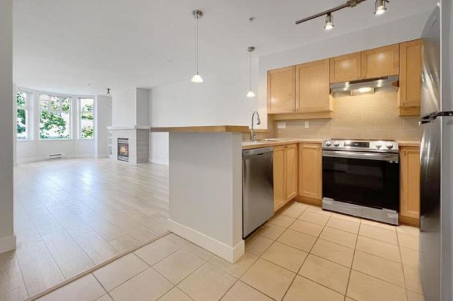 208 3580 W 41st Avenue Vancouver, BC - 5