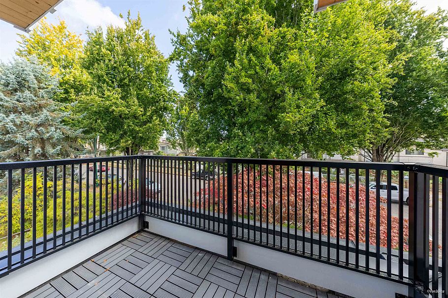 2 5385 Earles Street Vancouver, BC - 14