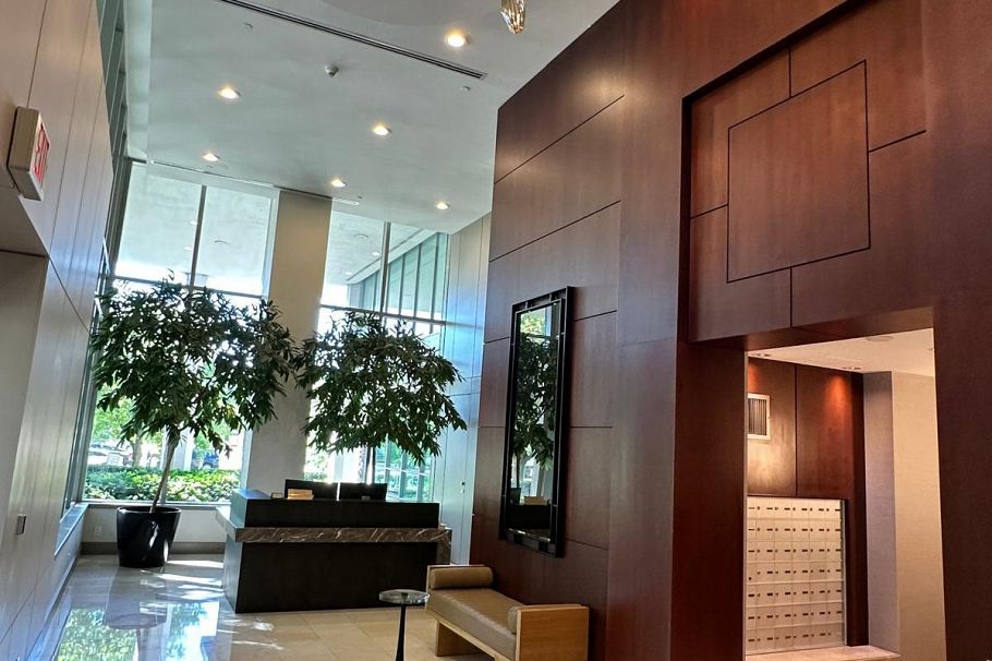 402 1777 Bayshore Drive Vancouver, BC - 1
