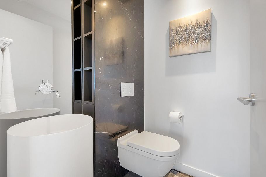 5502 1289 Hornby Street Vancouver, BC - 7