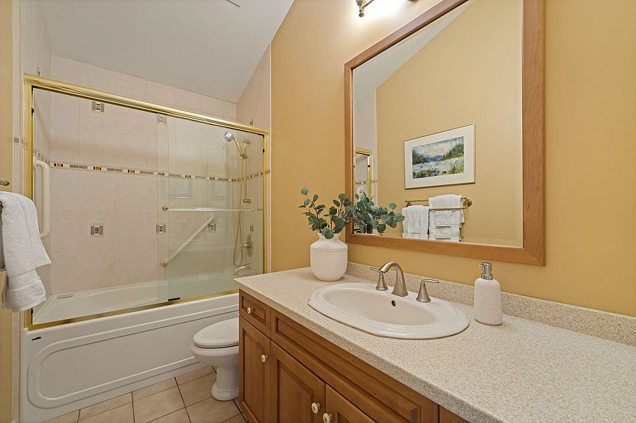 4248 W King Edward Avenue Vancouver, BC - 11