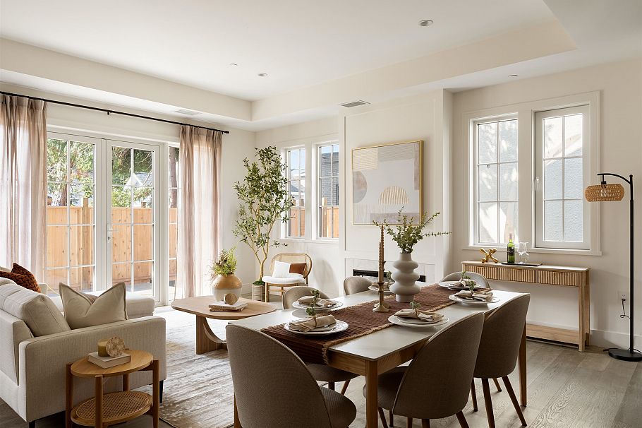 4 1311 W 57th Avenue Vancouver, BC - 1