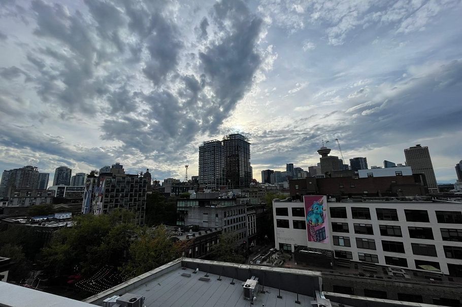 704 27 Alexander Street Vancouver, BC - 24