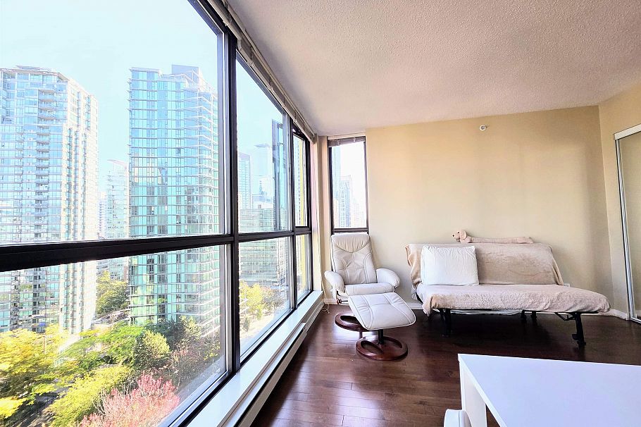 1109 1367 Alberni Street Vancouver, BC - 10