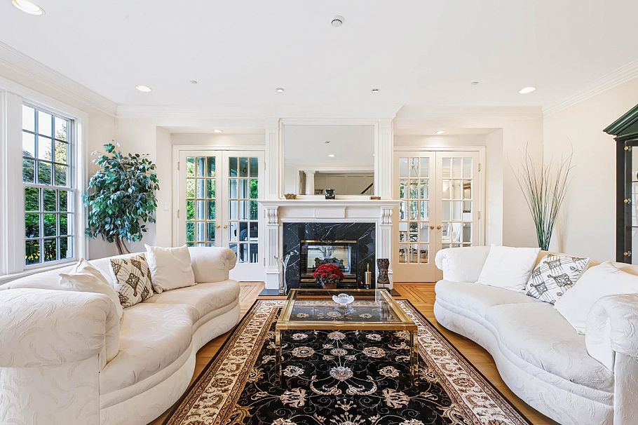 1330 Minto Crescent Vancouver, BC - 5