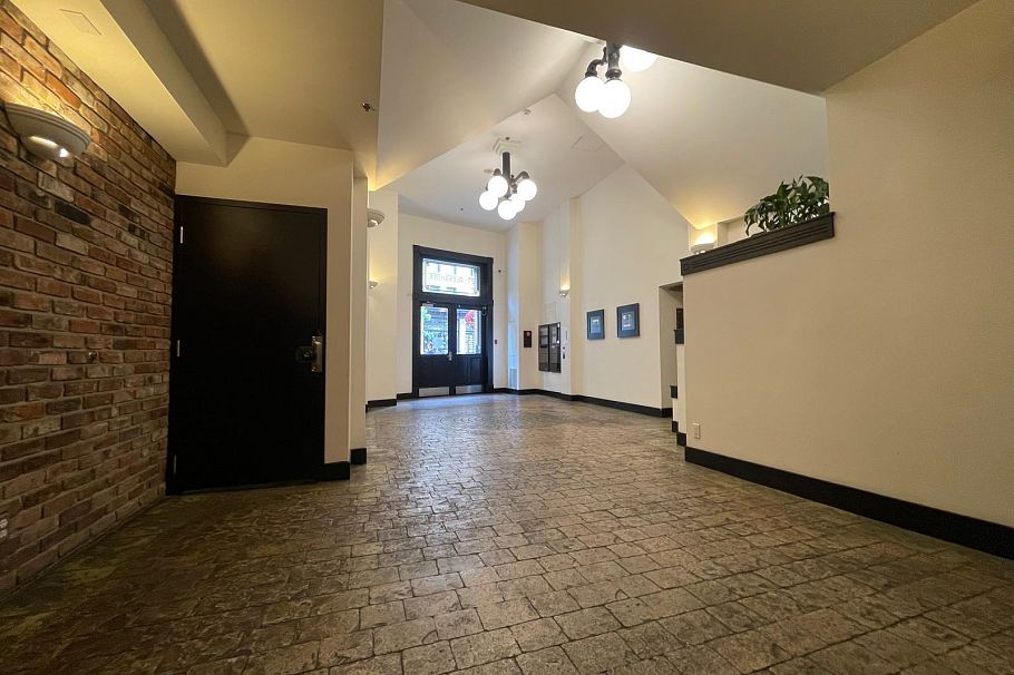 704 27 Alexander Street Vancouver, BC - 15
