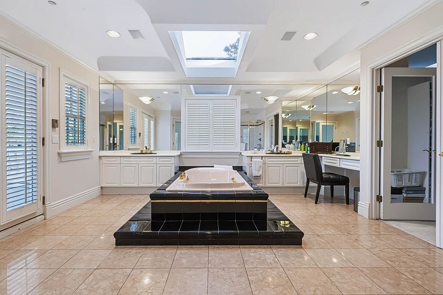 1330 Minto Crescent Vancouver, BC - 20