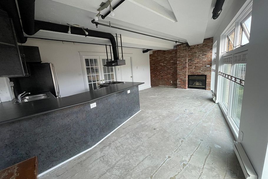 704 27 Alexander Street Vancouver, BC - 7