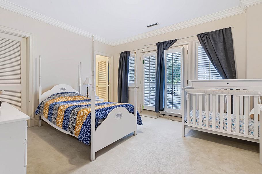 1330 Minto Crescent Vancouver, BC - 26