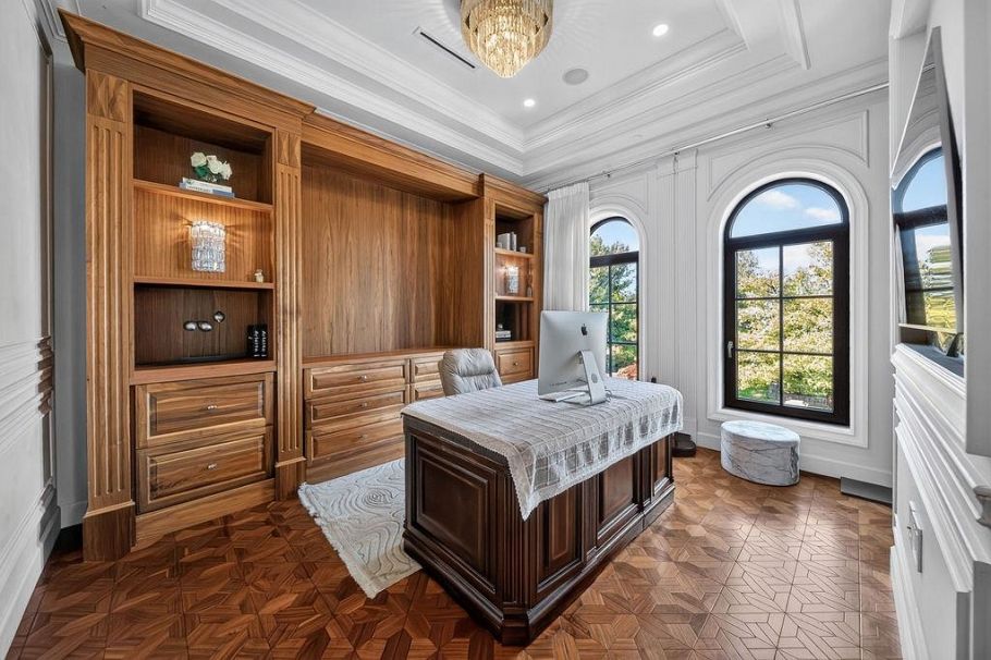 4908 Marguerite Street Vancouver, BC - 5