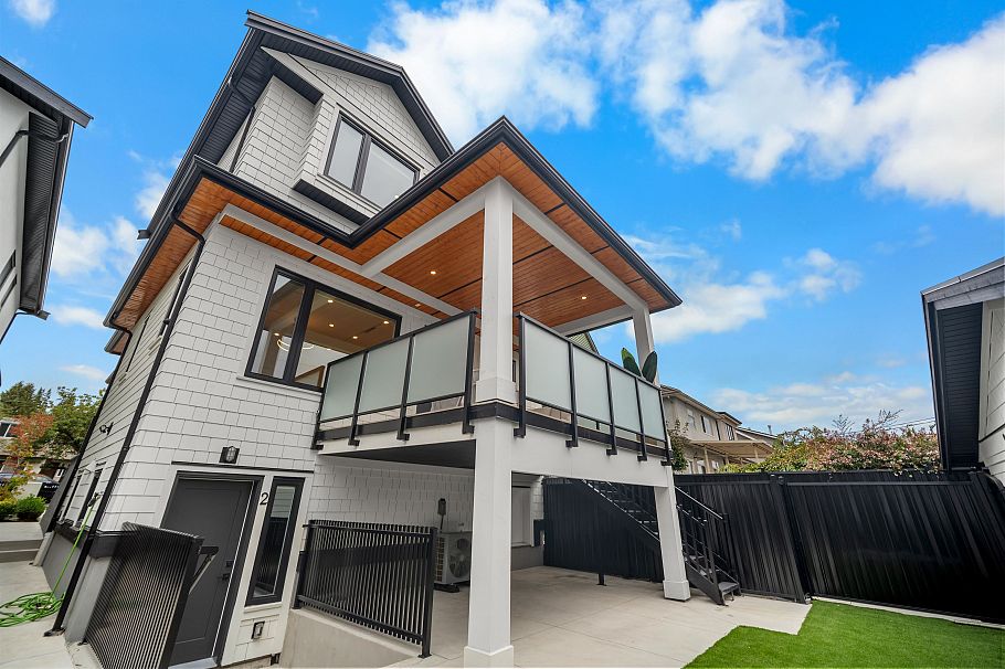 1554 W 66th Avenue Vancouver, BC - 22