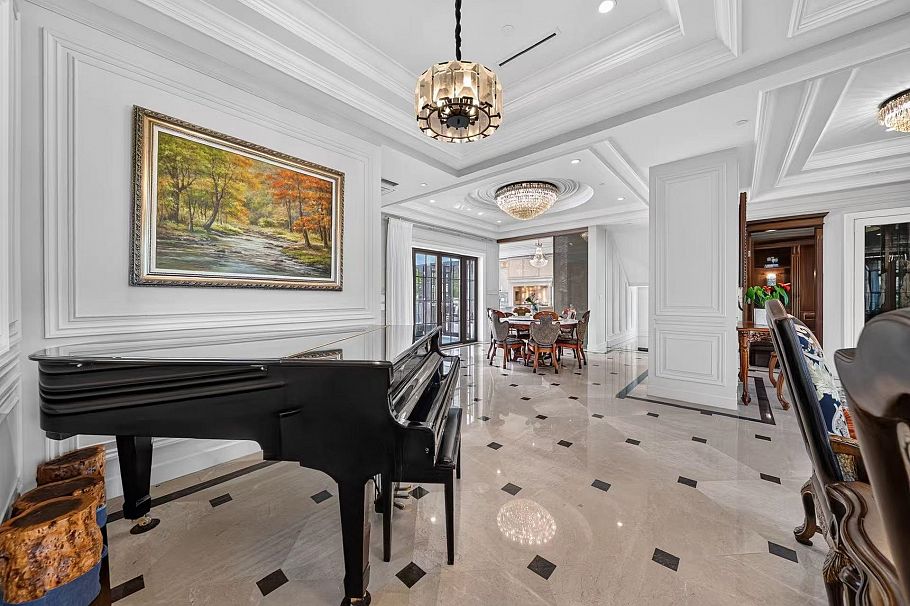 4908 Marguerite Street Vancouver, BC - 4
