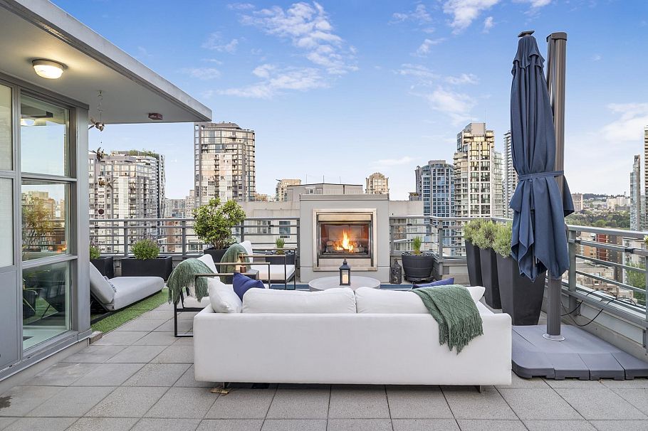 1503 1205 Howe Street Vancouver, BC - 20