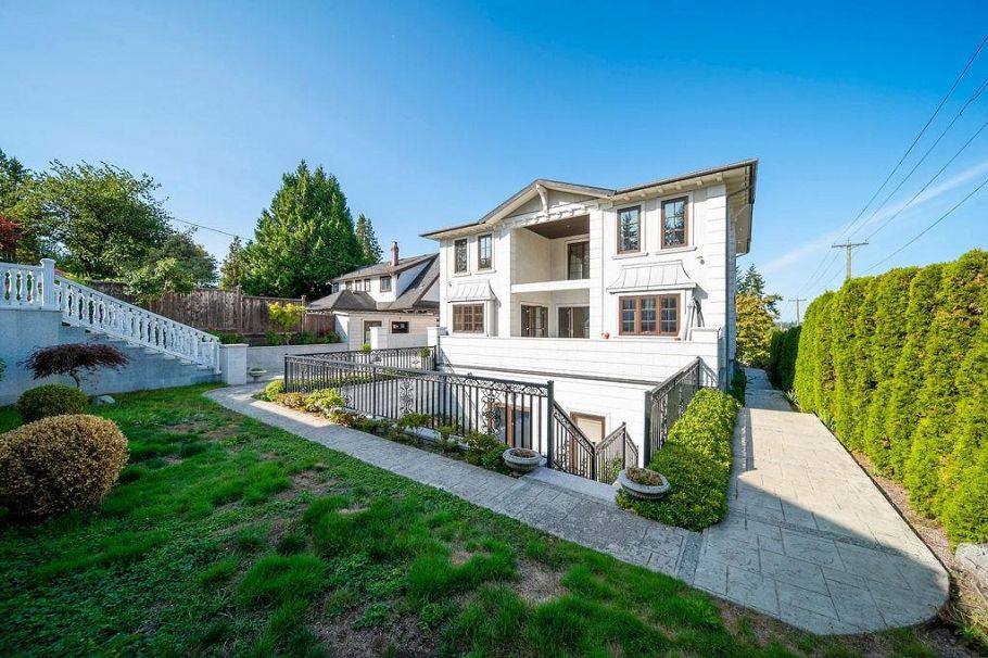 4908 Marguerite Street Vancouver, BC - 32