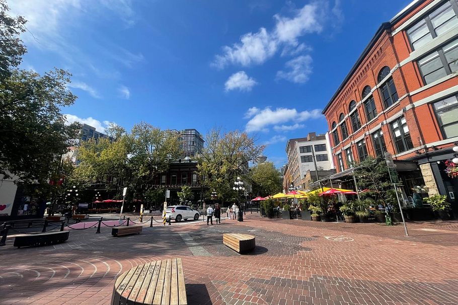 704 27 Alexander Street Vancouver, BC - 18