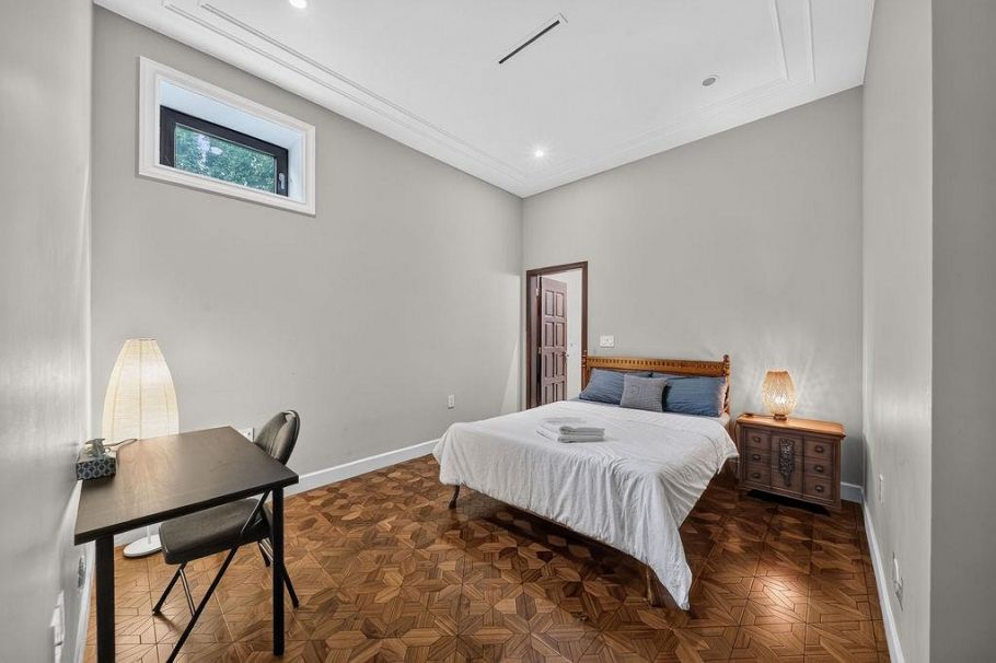 4908 Marguerite Street Vancouver, BC - 20