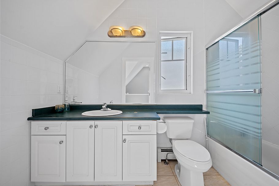 533 E 8th Avenue Vancouver, BC - 30