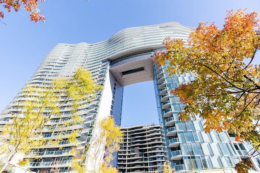 2401 89 Nelson Street Vancouver, BC - 2