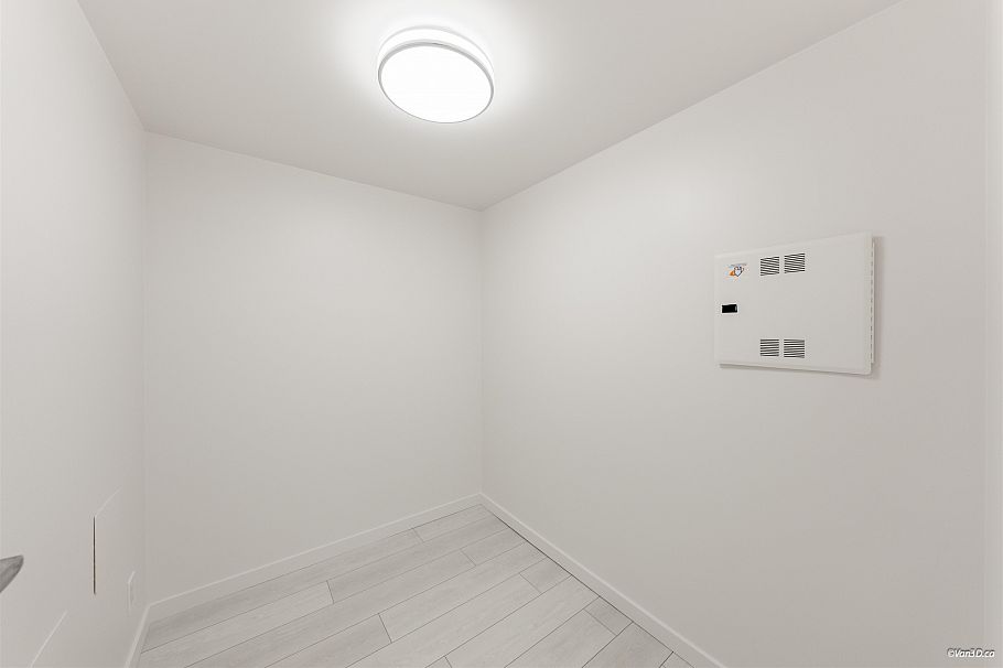 1509 111 W Georgia Street Vancouver, BC - 17