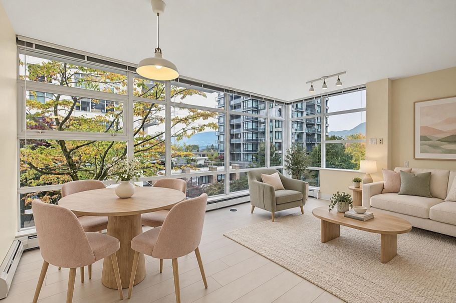 408 158 W 13th Street North Vancouver, BC - 2