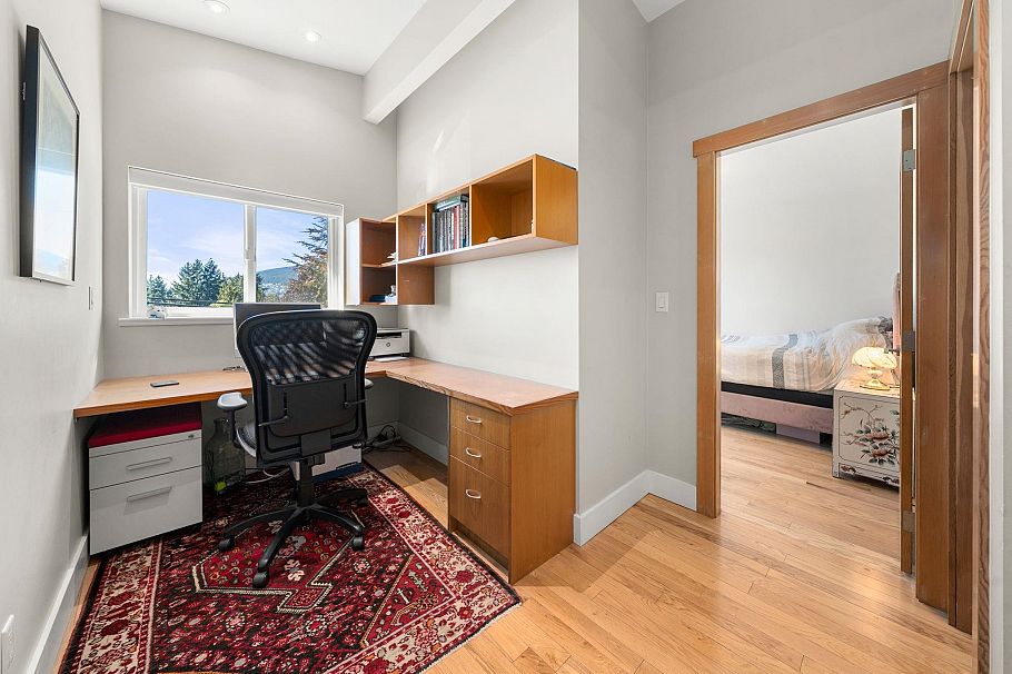 4506 Ranger Avenue North Vancouver, BC - 25