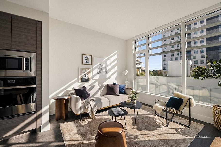 407 3438 Sawmill Crescent Vancouver, BC - 2