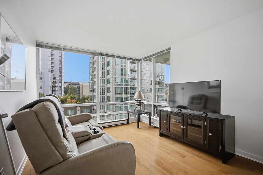 706 1500 Hornby Street Vancouver, BC - 14