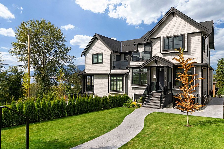 3615 Yale Street Vancouver, BC - 1