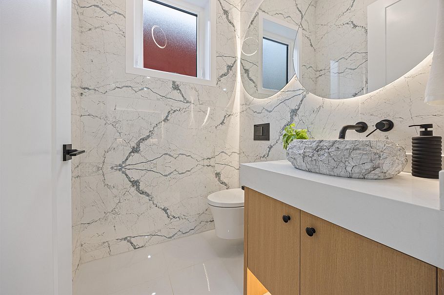 1 2070 E 26th Avenue Vancouver, BC - 14