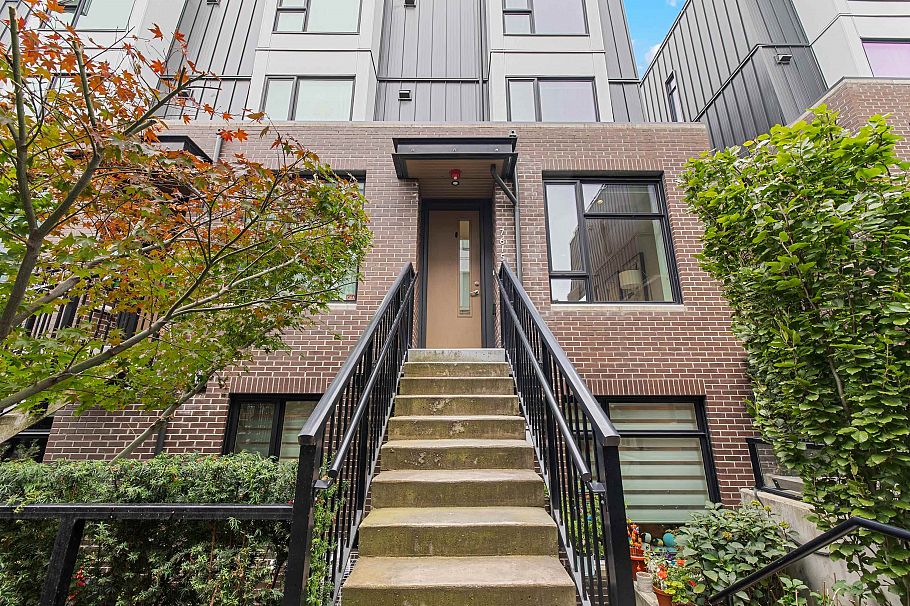 7615 Yukon Street Vancouver, BC - 28