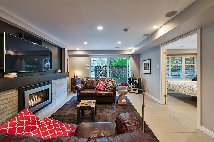 3669 Edgemont Boulevard North Vancouver, BC - 18