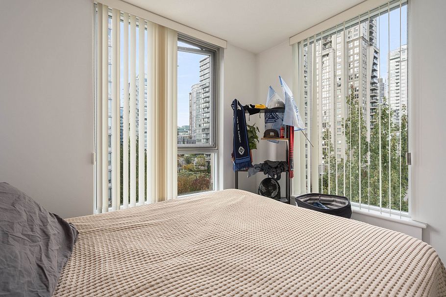 802 1010 Richards Street Vancouver, BC - 10