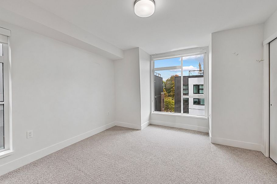 7615 Yukon Street Vancouver, BC - 10